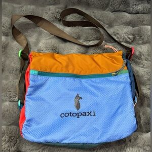 Cotopaxi Taal- Convertible Del Dia Tote Bag-Unisex / pre-owned